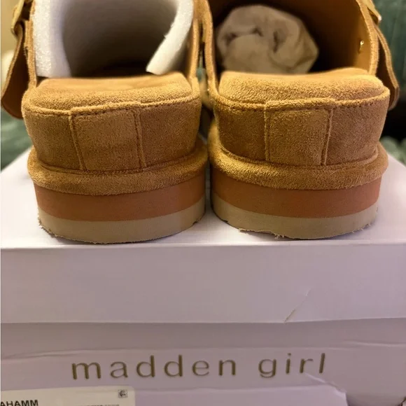 Madden Girl Tan Suede Slip-On Clogs - Picture 3 of 5